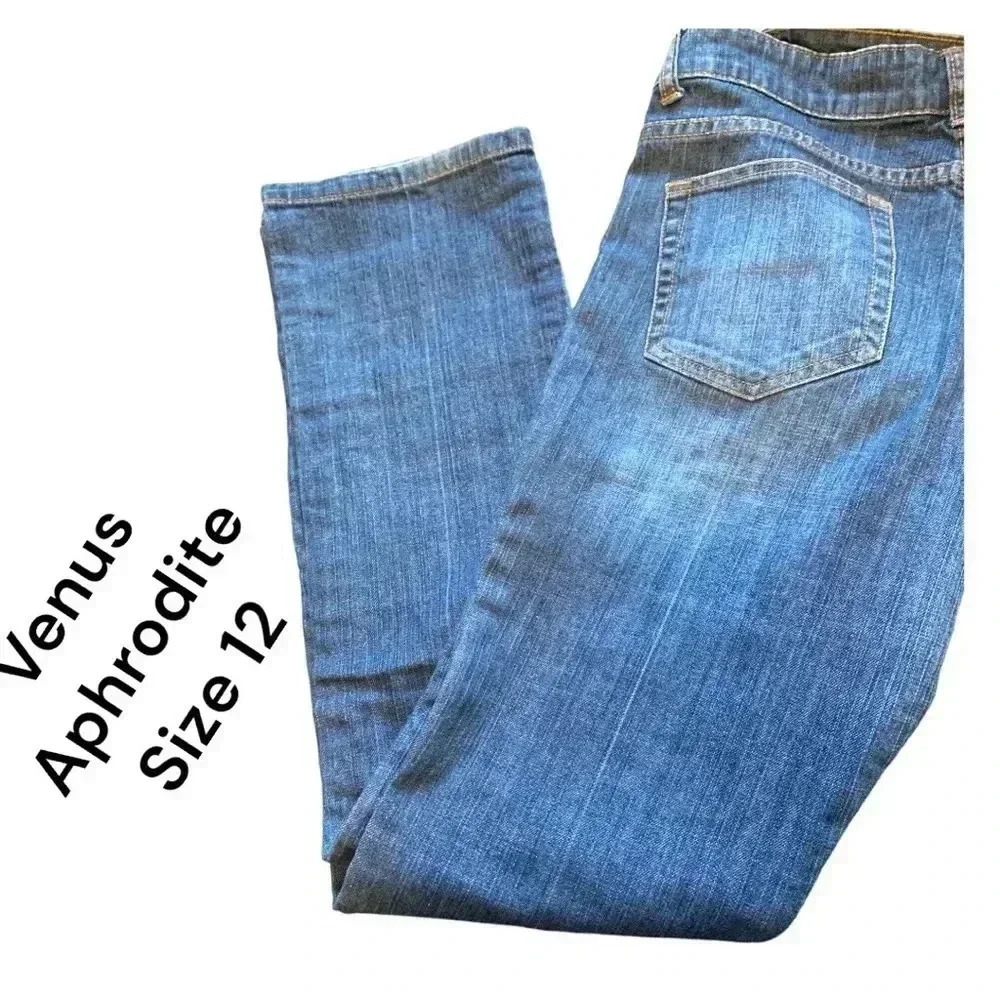 Venus jeans, size 12. GUC